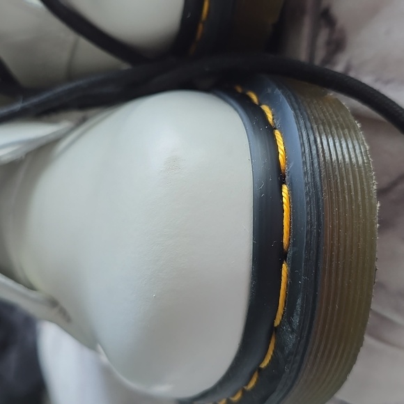 Dr Martens Women's Leather Boots - Picture 4 of 11